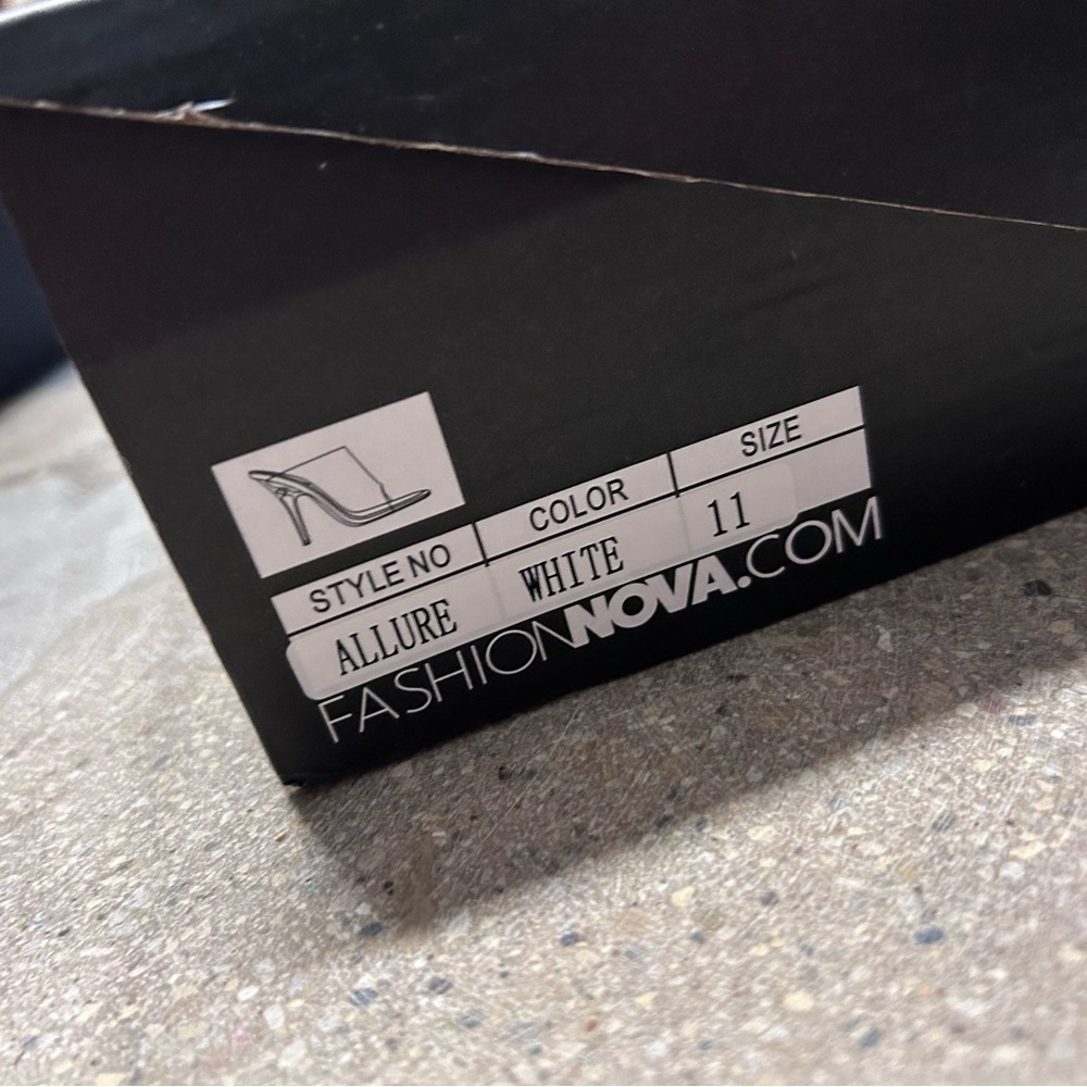 Clear heel, never worn great condition